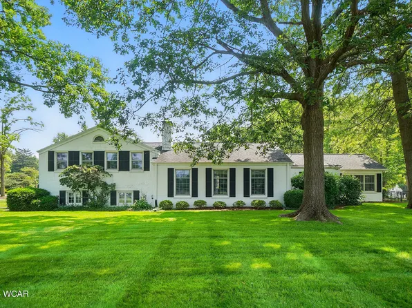 2297 June Dr, Lima, OH 45805