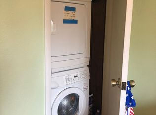 18 4th Ave, York, ME 03909