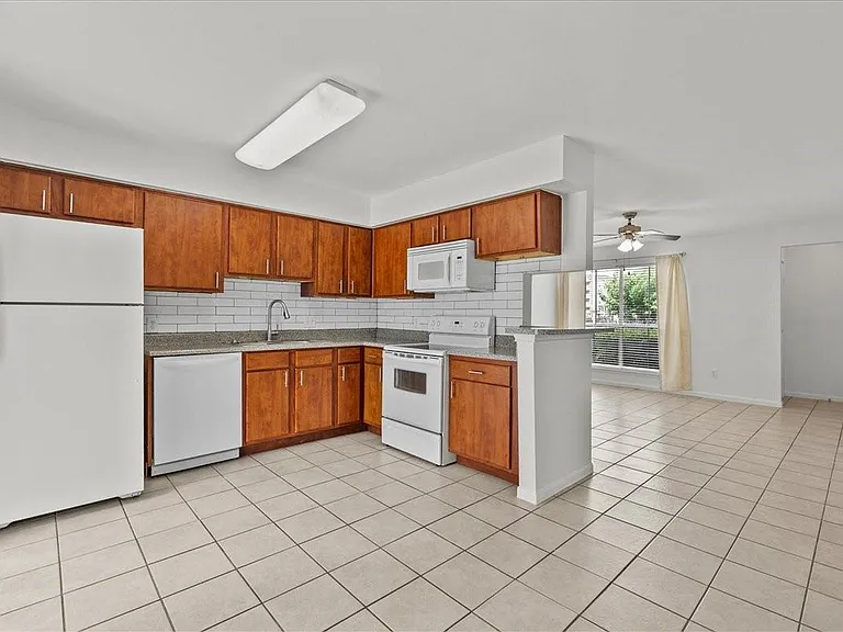 3506 Cove View Blvd #303 — Photo 16
