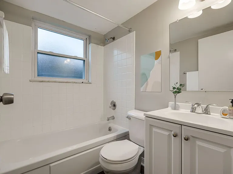 Clearwater Apartments — Photo 17