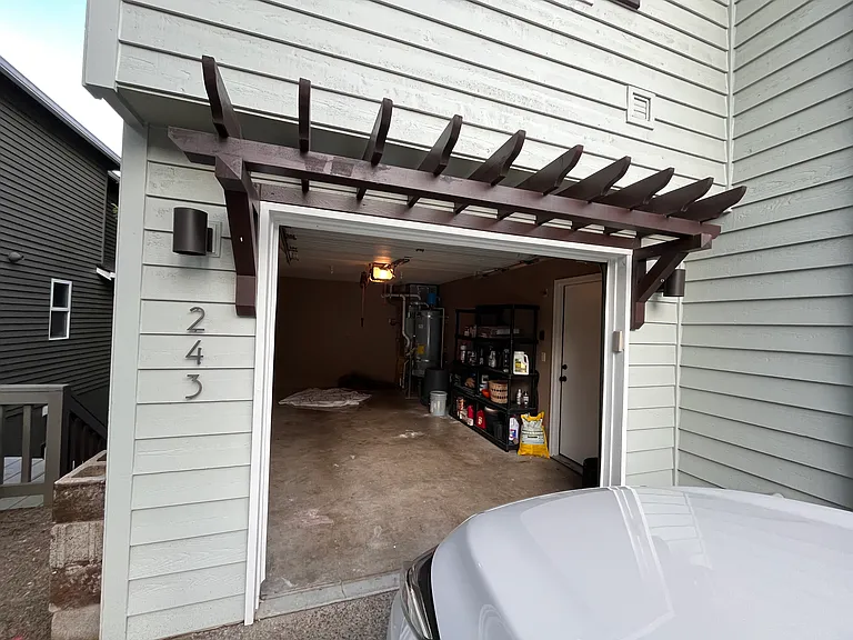 243 S Palatine Hill Rd — Photo 32