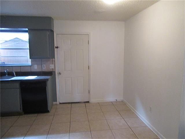 2nd image of 4200 Eporia St APT A