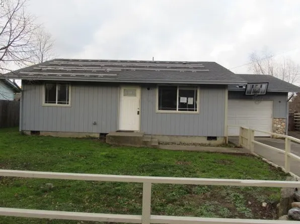 146 Georginna Dr, Roseburg, OR 97471