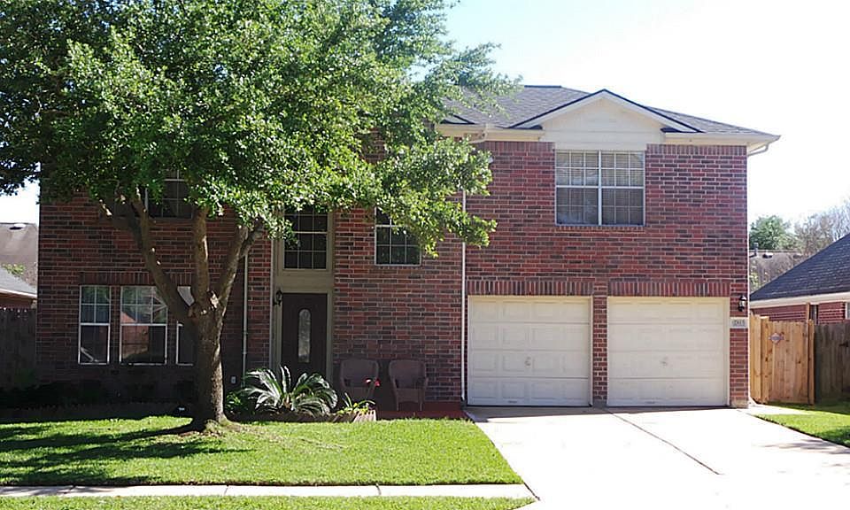 1st image of 17615 Chatham Way Dr
