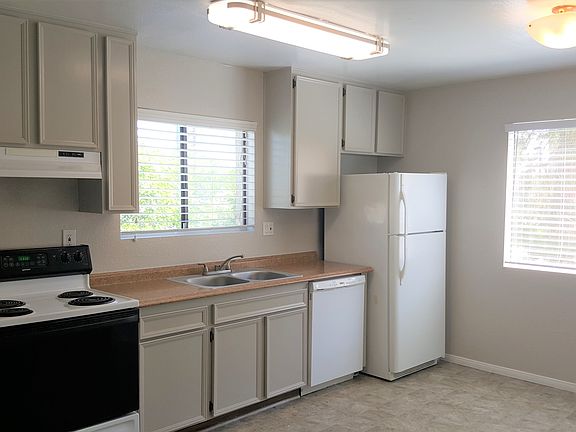 Spacious dine-in kitchen with plenty of storage
