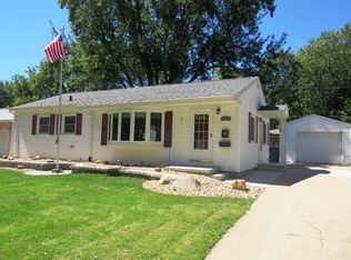 424 Ardmore St, Waterloo, IA 50701