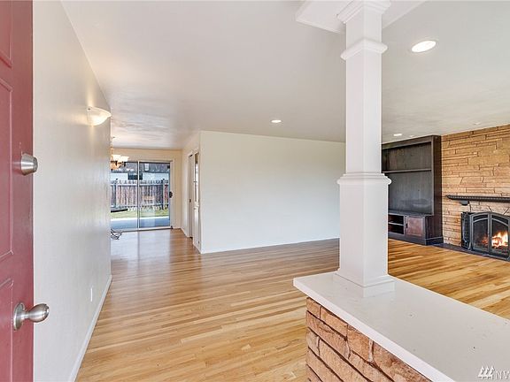 2nd image of 5615 N 18th St