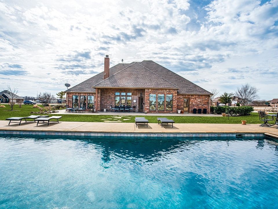 2027 Twin Creeks Cir, Pilot Point, TX 76258 Zillow