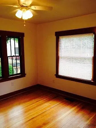 3 bed, 1.5 bath, 1100 sqft, $3,200 — Photo 4