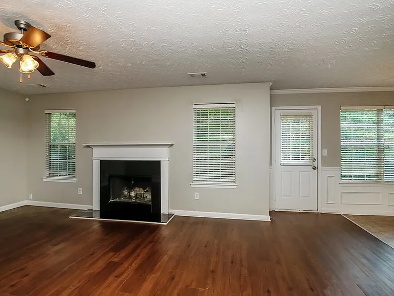 3711 Monticello St — Photo 8