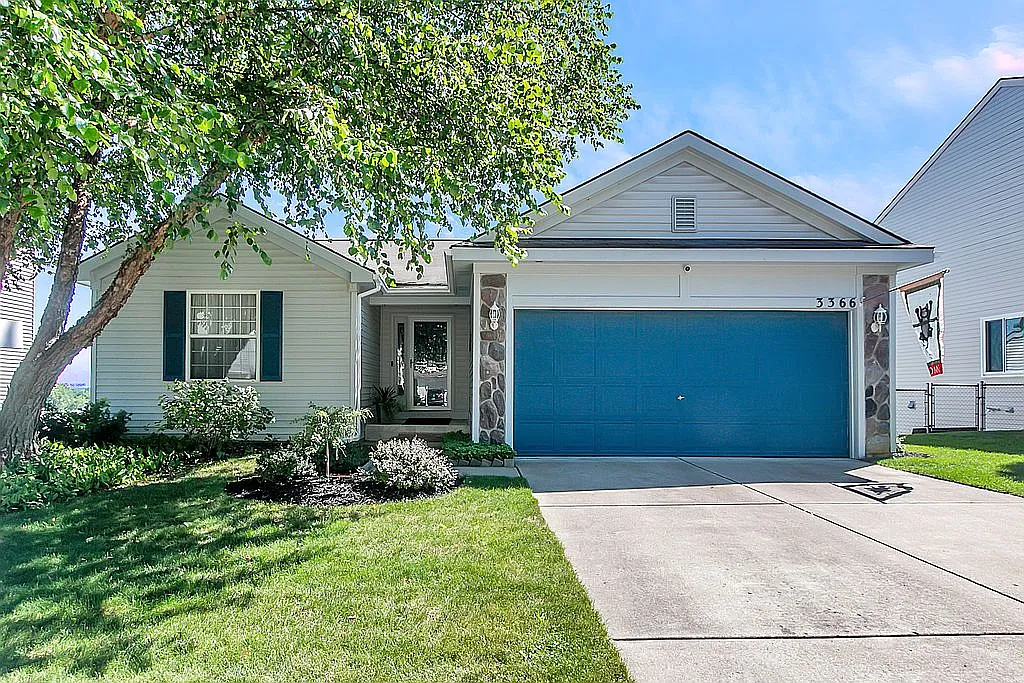 3366 Hilltop Dr photo 1