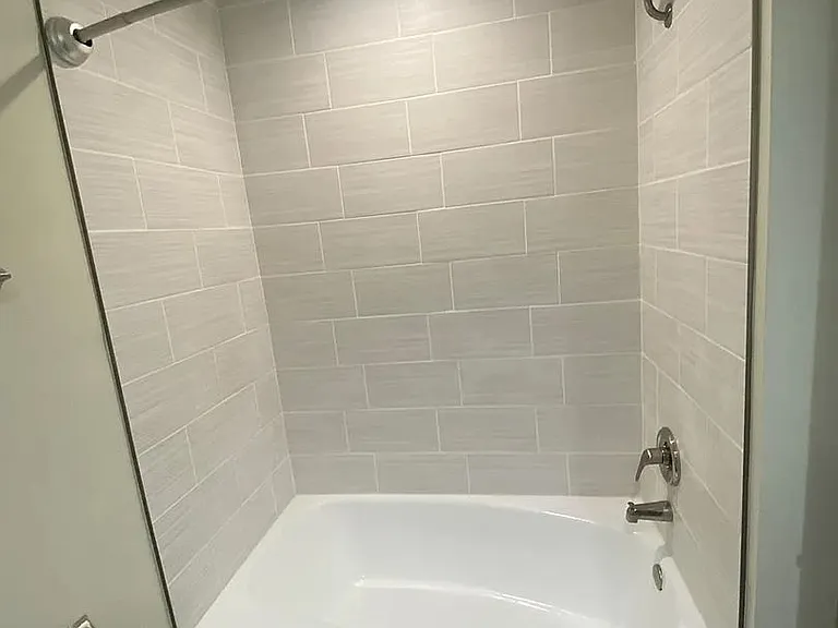 350 N Crescent Drive — Photo 7
