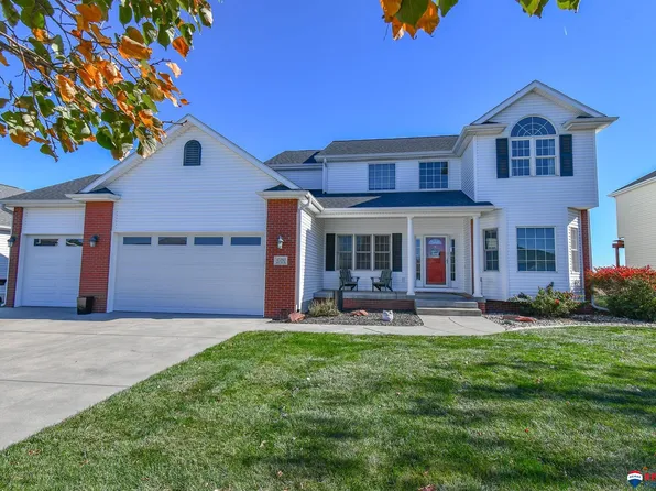 10250 N 152nd St, Waverly, NE 68462