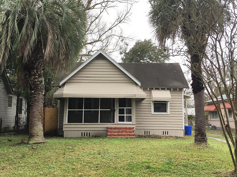 1st image of 3632 Myra St