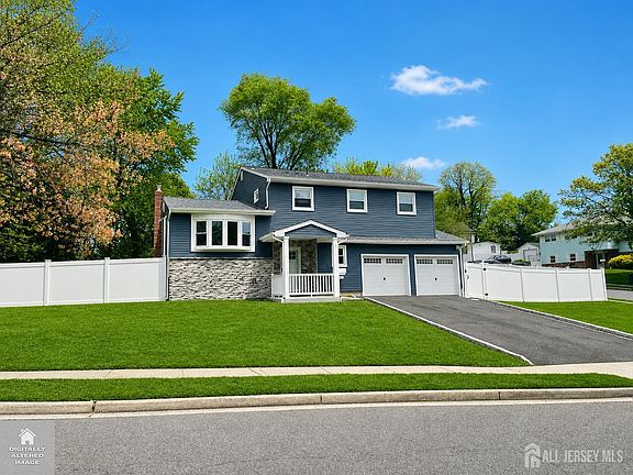 2nd image of 1 Baumer Rd