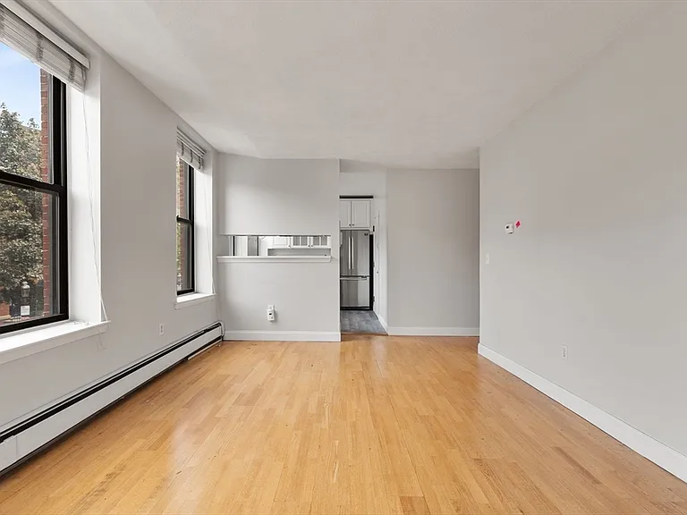 30 Main St #12 — Photo 6
