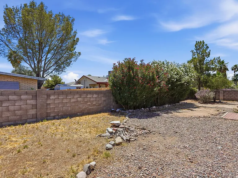 2920 N La Chiquita Ave — Photo 36