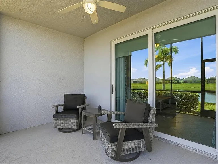 14204 Heritage Landing Blvd #712 — Photo 30
