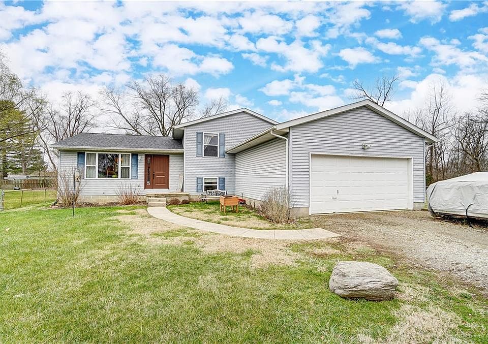 1st image of 22 Apple Ln