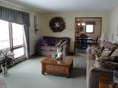 4th image of 71275 Dawn Dr