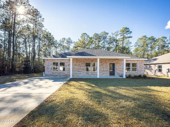 8315 Martin Bluff Rd, Gautier, MS 39553