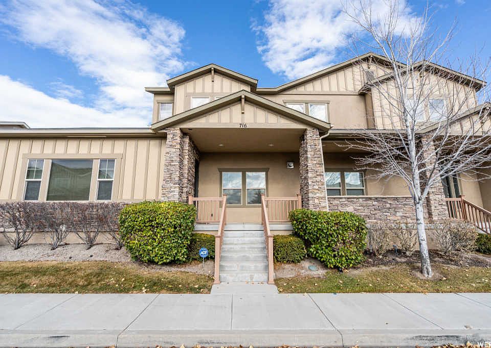 1st image of 716 W Mystic Creek Way