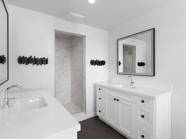 21552 Treetop Ln — Photo 37
