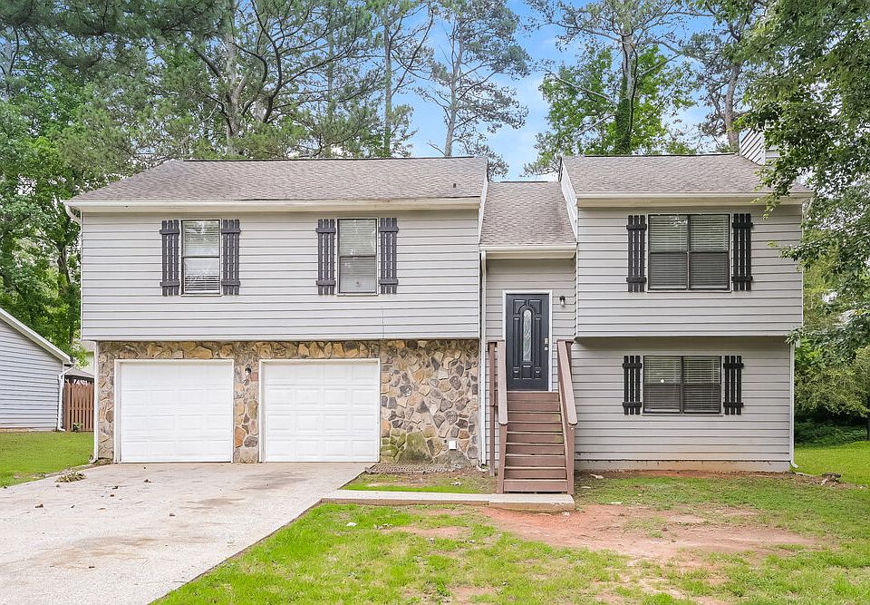 1st image of 3824 Princess Ct