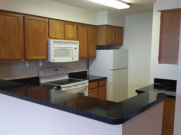 5th image of 1828 Michigan Ave APT 108