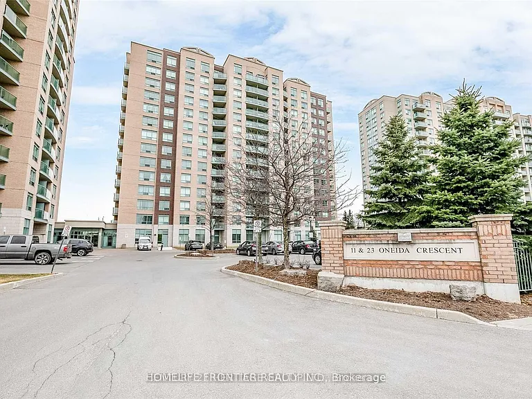 23 Oneida Cres #907 — Photo 2