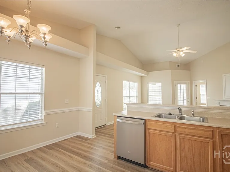 116 Slate Cir — Photo 11