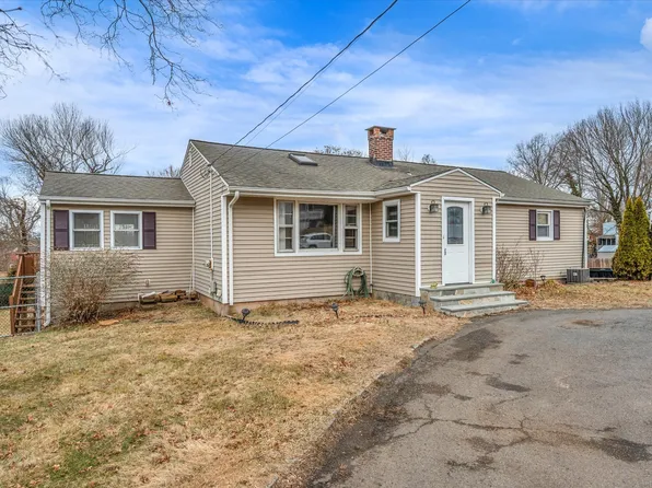 32 Sherman Terrace, North Haven, CT 06473