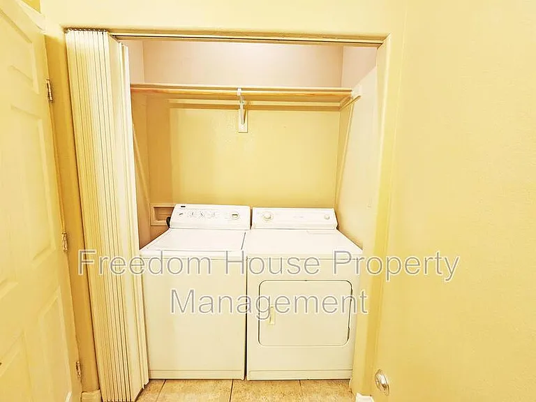 1421 Star Rd #2 — Photo 14