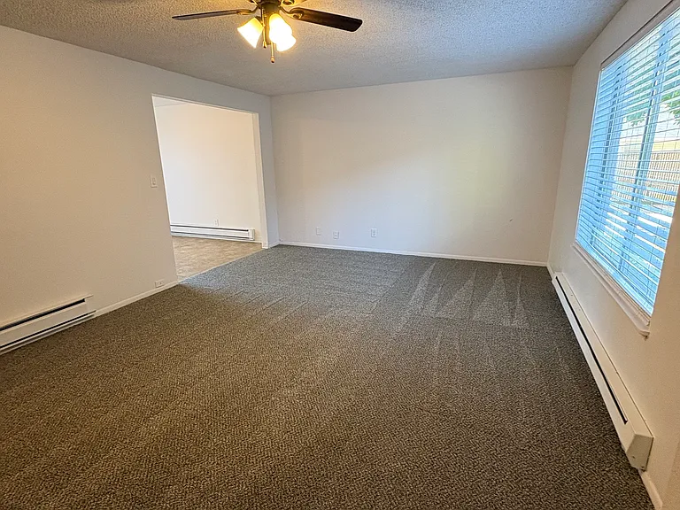 3105 W Cherry Ln #8 — Photo 4