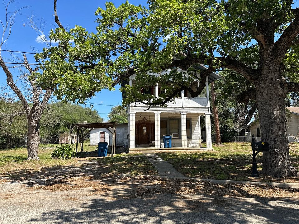 1st image of 623 San Antonio St