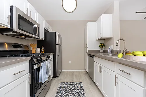 55+ Community - FountainGlen Seacliff Photo 1