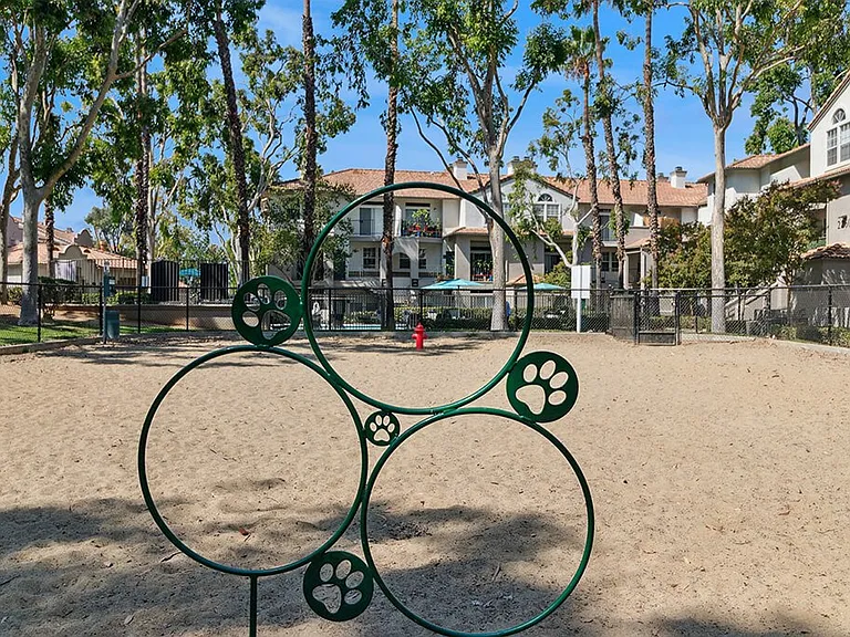 Marquessa Villas Apartments and Townhomes — Photo 25