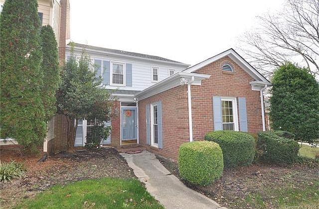 1st image of 4355 Woodglen Ln #4355