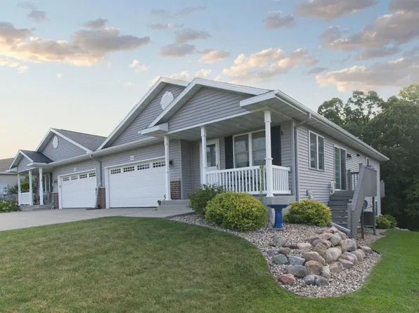 1741 Manassas Dr, Baraboo, WI 53913
