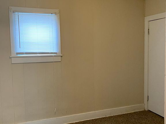 322 W. 10th Rental - 1 Bedroom