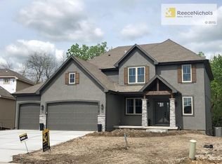 2618 SW River Trail Rd, Lees Summit, MO 64082