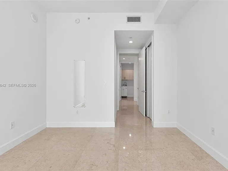 218 SE 14th St #TS206 — Photo 23