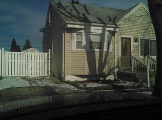 14636 Eureka Rd, Southgate, MI 48195