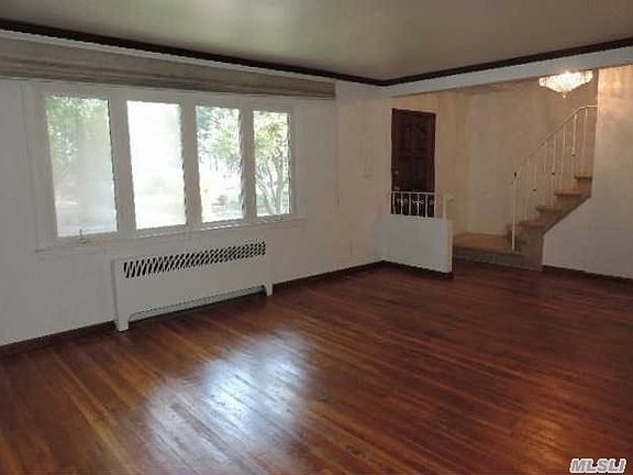 2nd image of 540 11th Ave