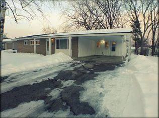 1805 Windsor Ln, Flint, MI 48507