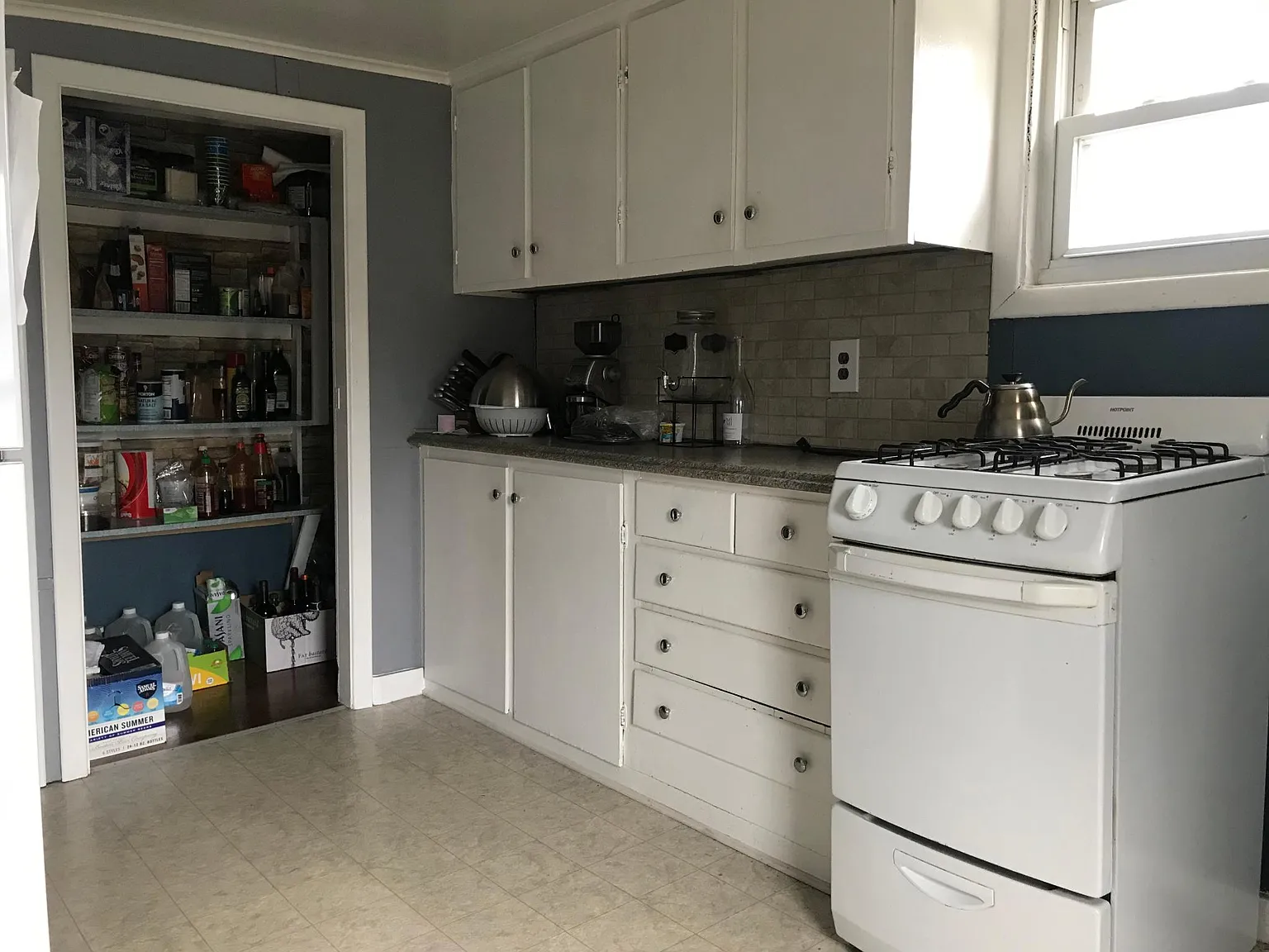 1 bed, 800 sqft, $1,800 — Photo 3