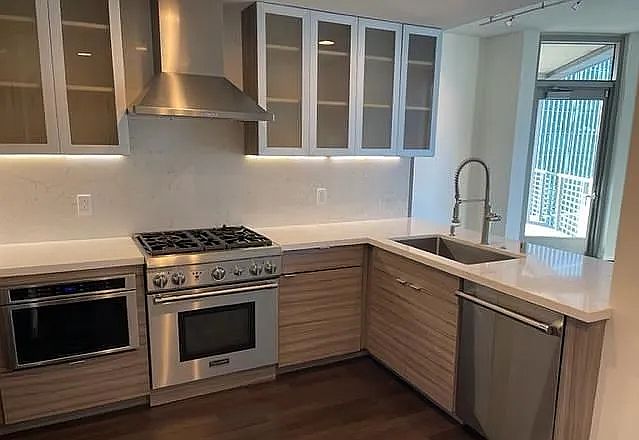 1st image of 333 1st St #Penthouse