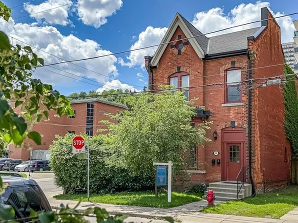 146 Forest Ave, Hamilton, ON L8N 1X5