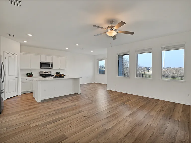 3204 Renaissance Dr — Photo 10
