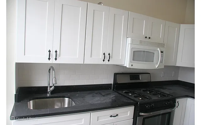 Rented by Douglas Elliman | media 2